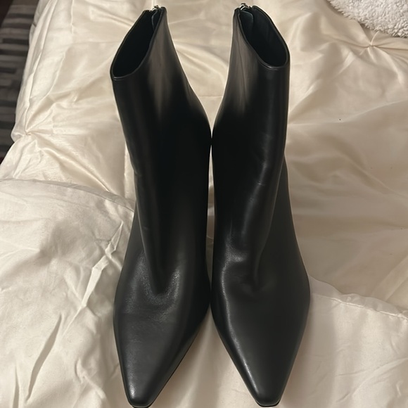 NWOB MARC FISHER LTD LADIES ANKLE BOOTS 8.5 - Picture 5 of 7